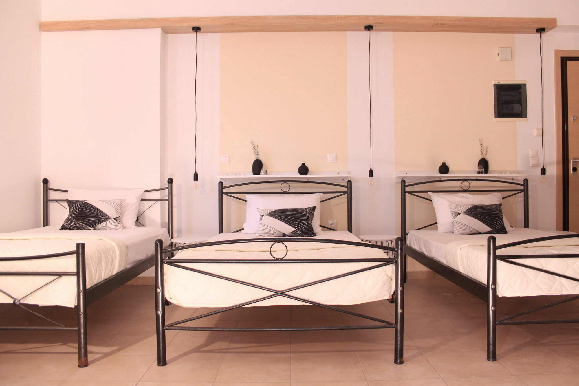 Krinis Apartments Rhodes City Exterior foto